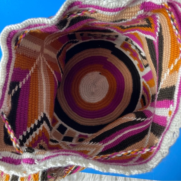 Wayuu Mochila handmade, Patterns & Colorful Bohemian,Boho Crochet Crossbody Bag - Picture 7 of 10